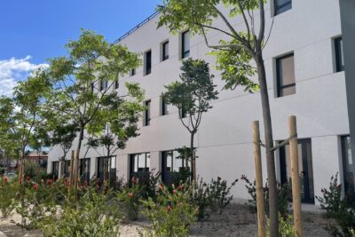 Agrandir l'image 8 sur 12, fenêtre modale