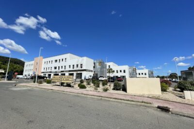 Agrandir l'image 10 sur 12, fenêtre modale